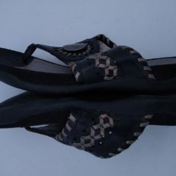 Array Moki Medallion Leather Thong Sandal Black Women's sz 6.5 - Picture 3 of 6